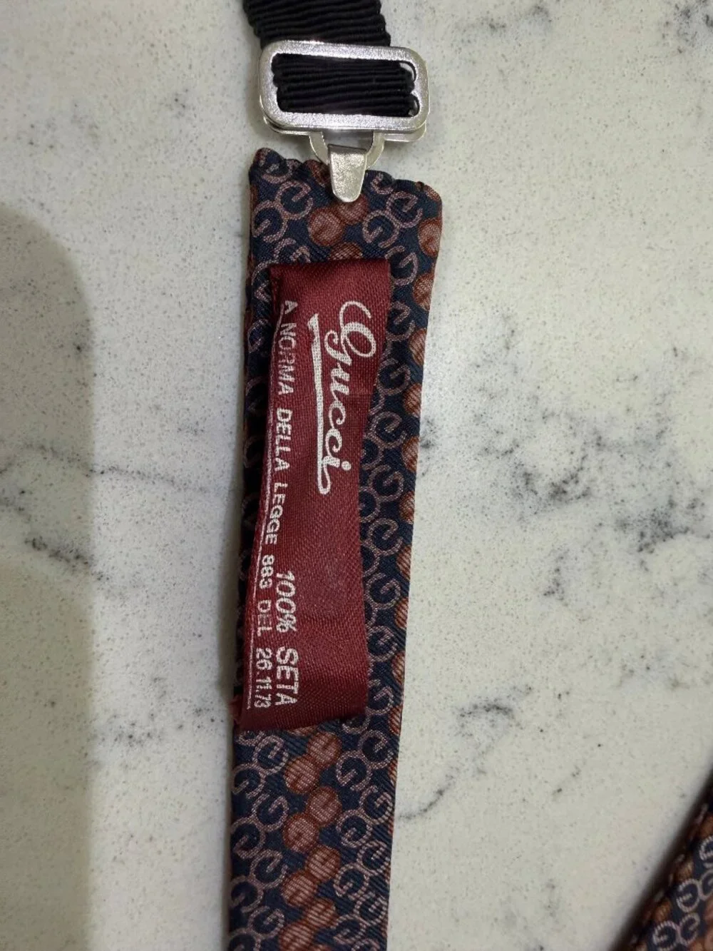 Authentic Vintage Gucci Silk Self-Tie Bow Tie